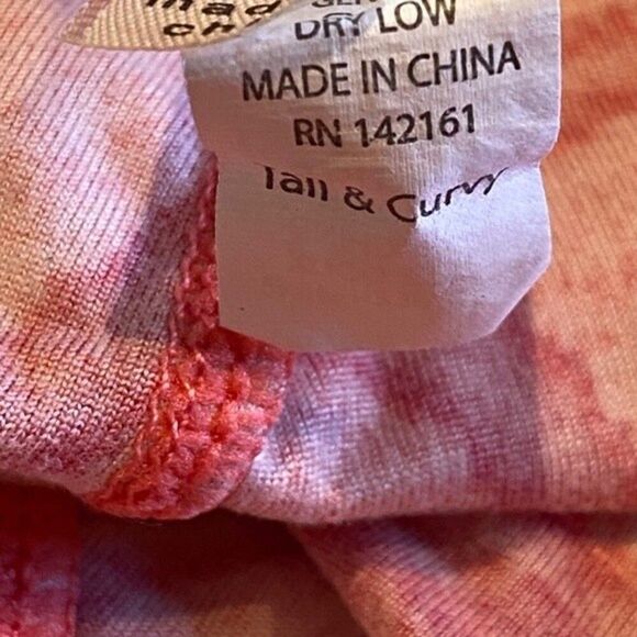 0482 LuLaRoe Valentine Size T & C Leggings Hearts Red and Pink Print New - Picture 2 of 3